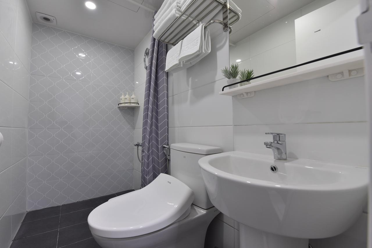 Отель Mono House Hongdae 5 Сеул Экстерьер фото